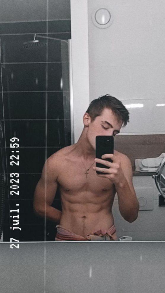 Nebil, 22 ans, Nesles-la-Vallée